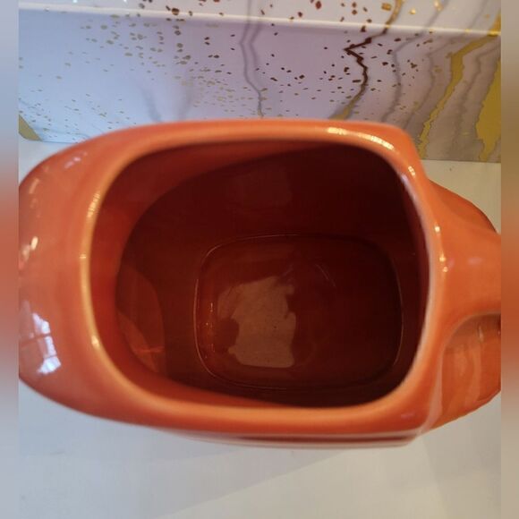 Vintage Pristine Piece Fiestaware Persimmon Water Pitcher Imprint, No "H" - Picture 3 of 7